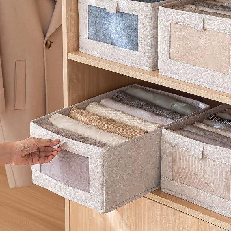 STORAGE BOX WITH WINDOW